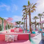 Wi-Ki-Woo Boutique Hotel